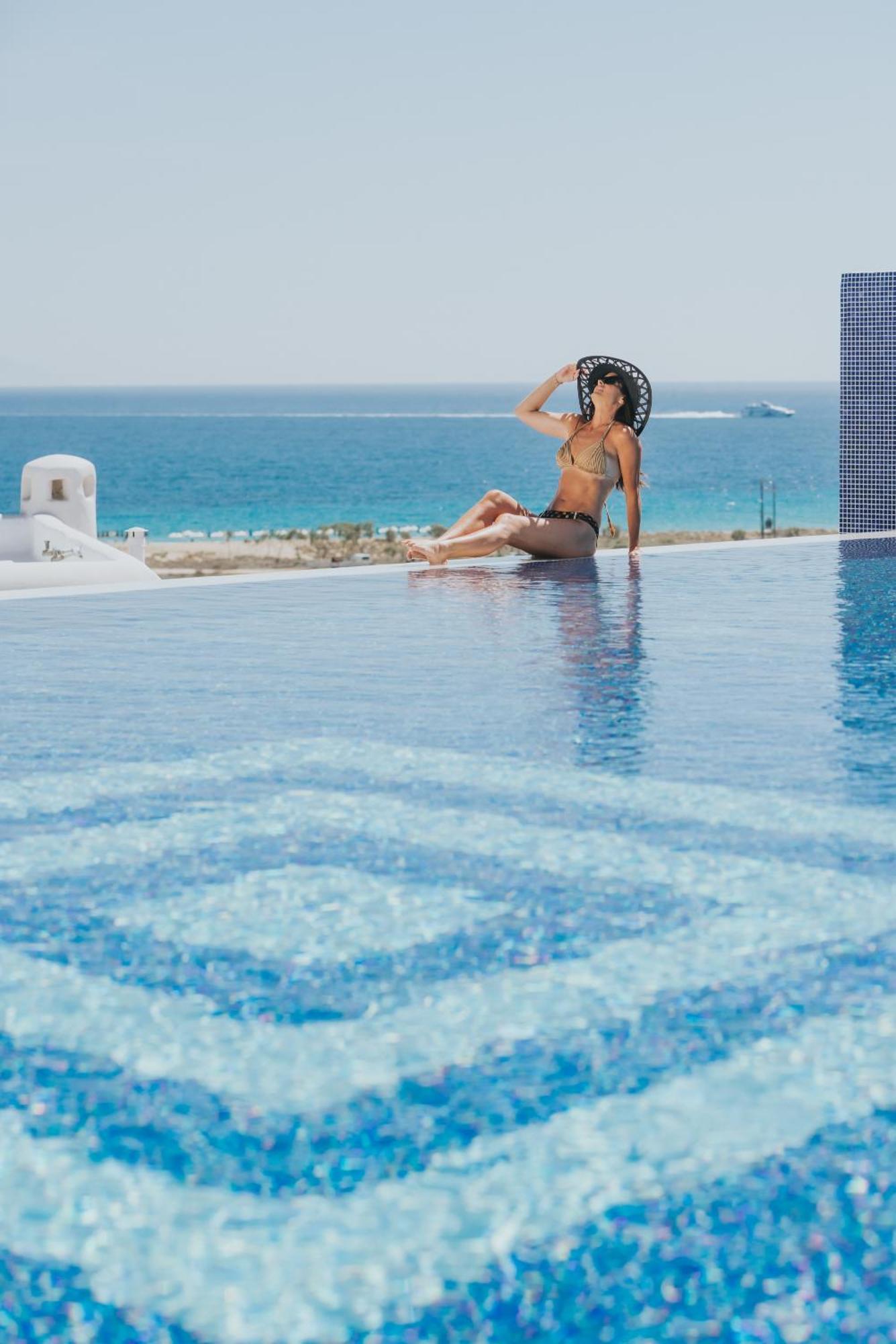 Naxos Grand Hotel Naxos City エクステリア 写真