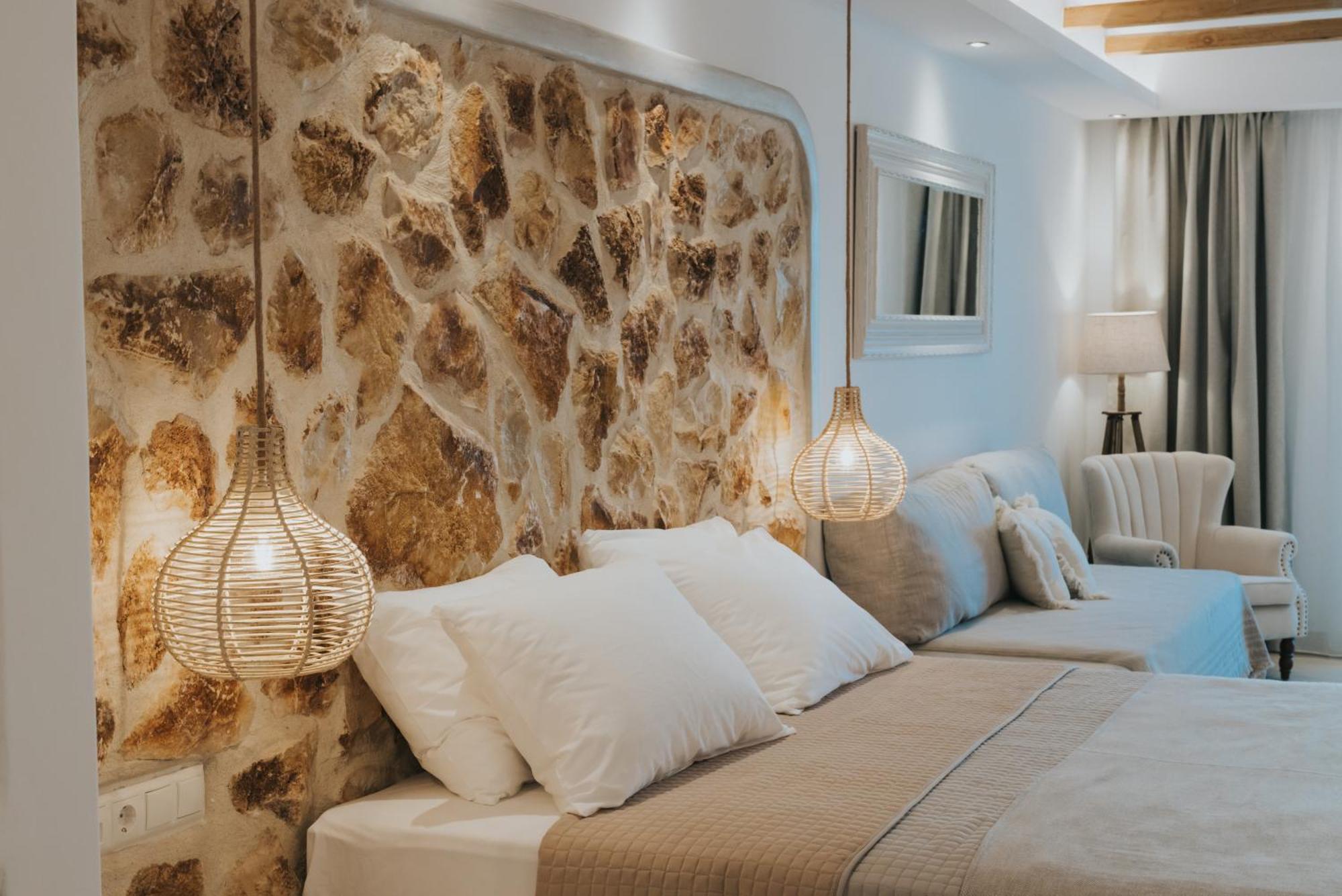 Naxos Grand Hotel Naxos City エクステリア 写真