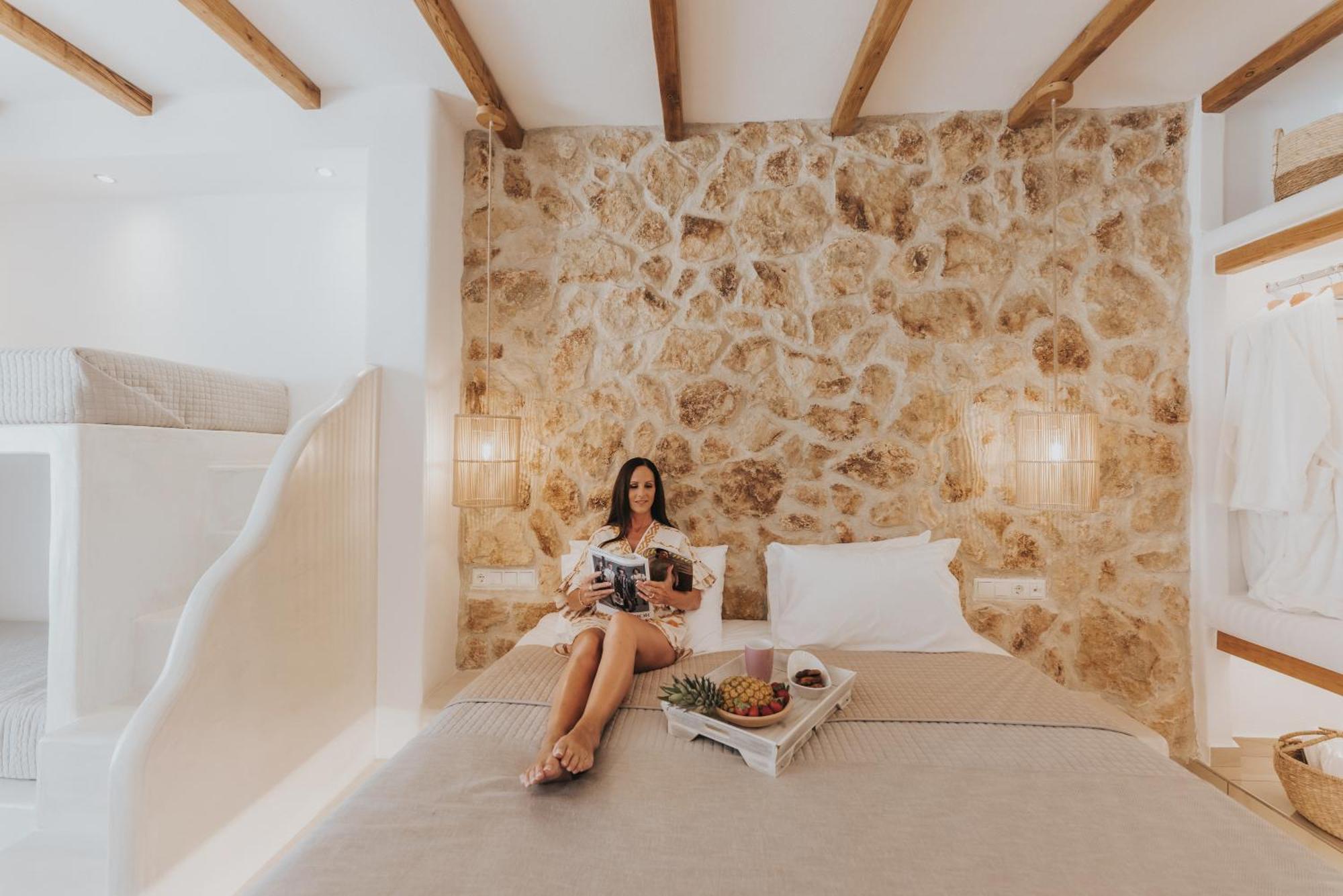 Naxos Grand Hotel Naxos City エクステリア 写真